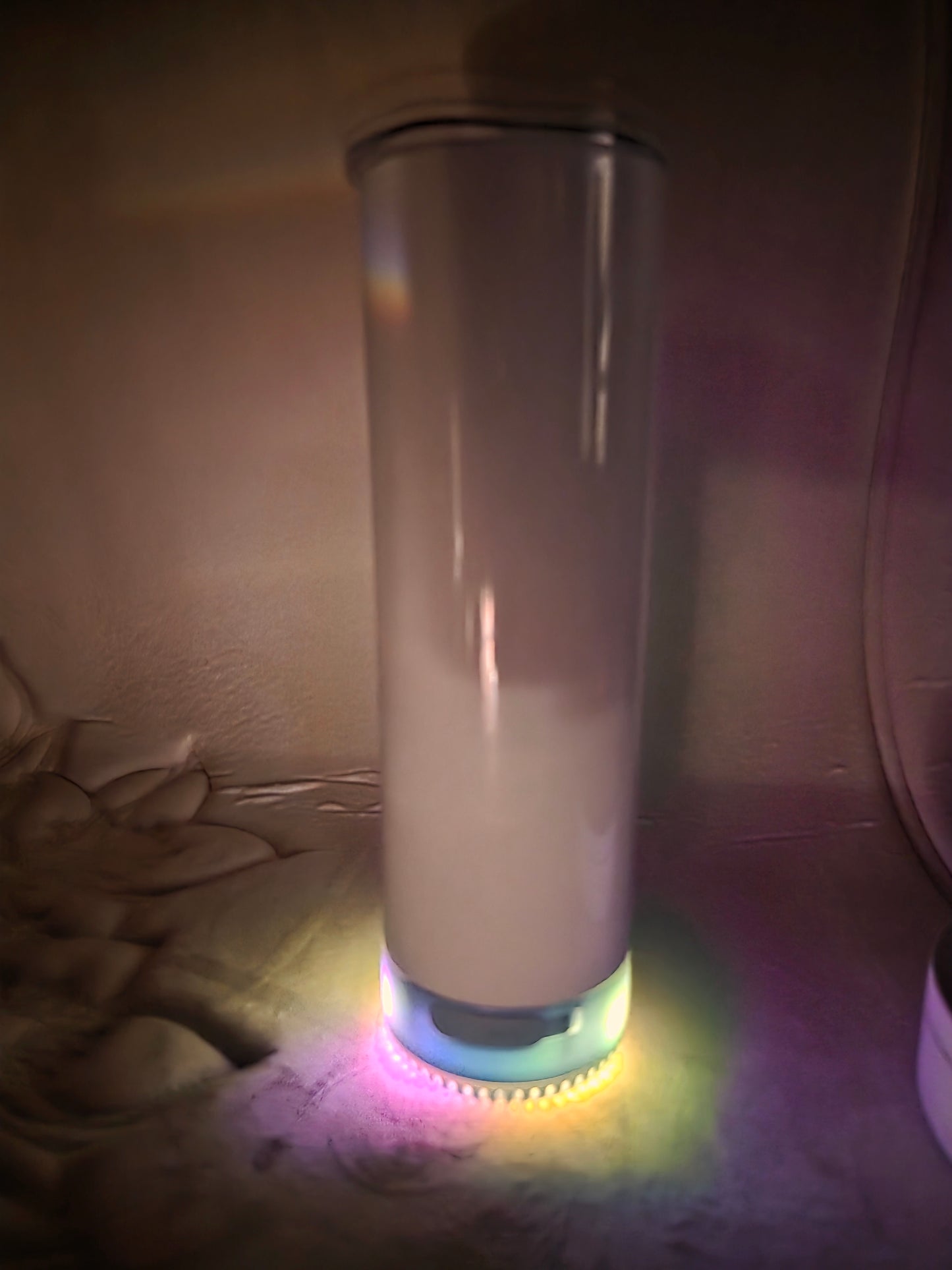 20 oz customizable cup with a Bluetooth Speaker